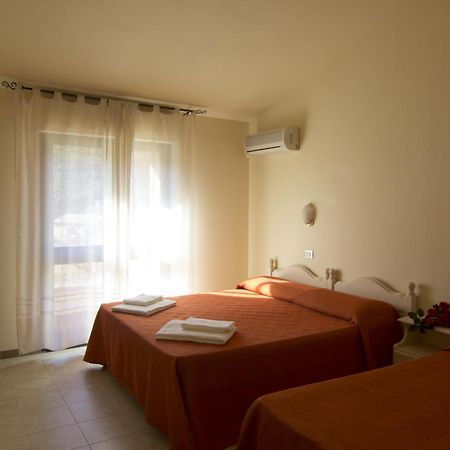Agriturismo Sa Rocca Iglesias Bilik gambar