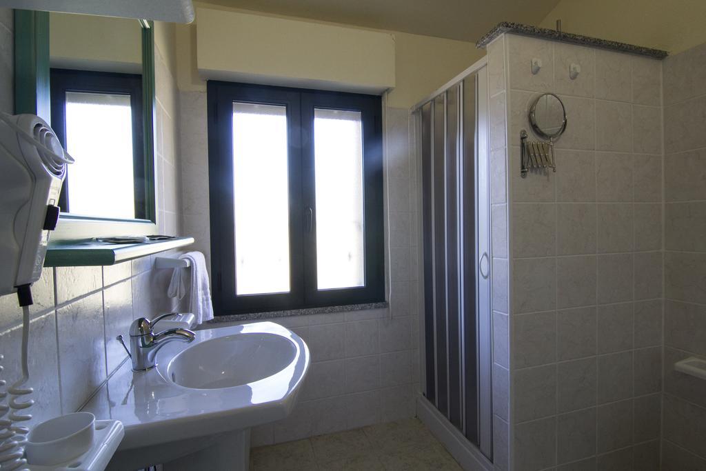 Agriturismo Sa Rocca Iglesias Luaran gambar