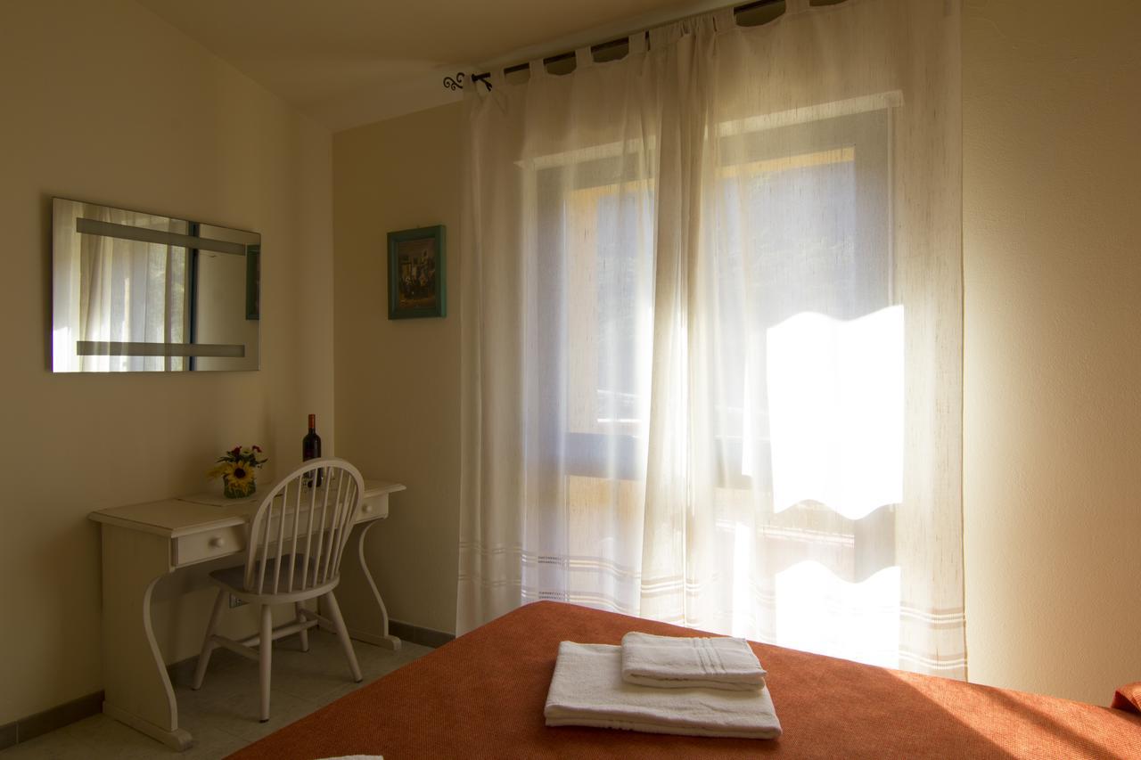 Agriturismo Sa Rocca Iglesias Luaran gambar